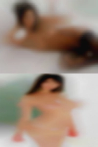 Easy housewives webcam that are hot swinging.
